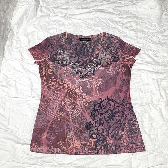 Appropriate Behavior Pink Paisley And Floral Short Sleeve Tee Shirt  Size Small - Picture 1 of 7